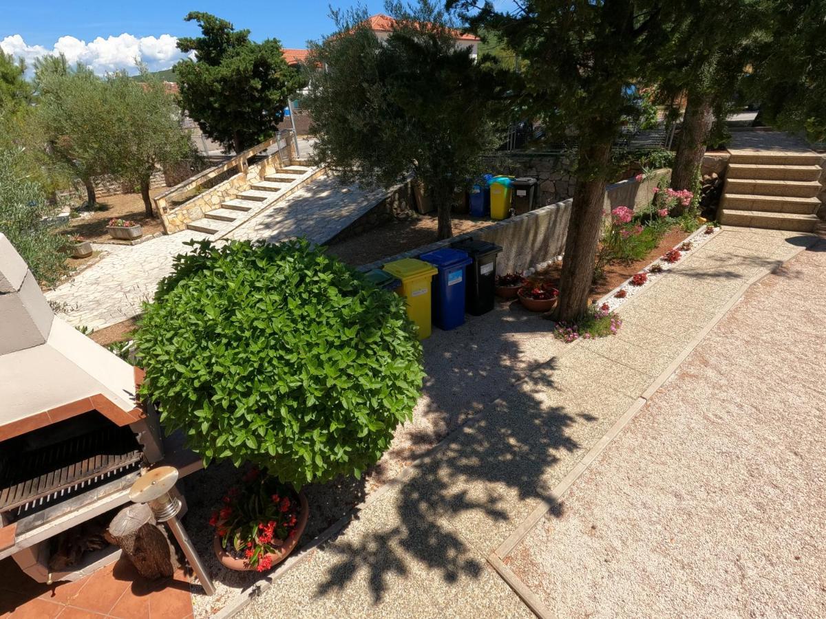Apartmani Violic Punat Zewnętrze zdjęcie